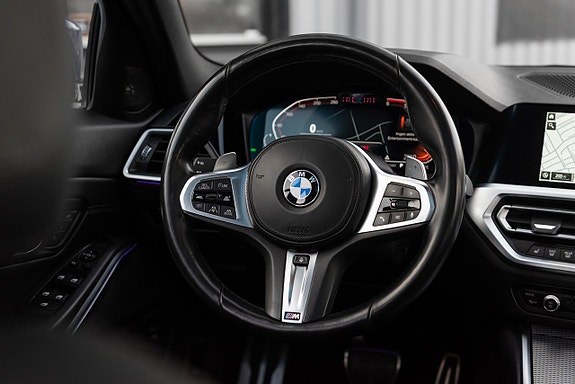 BMW 330d 13 of 22