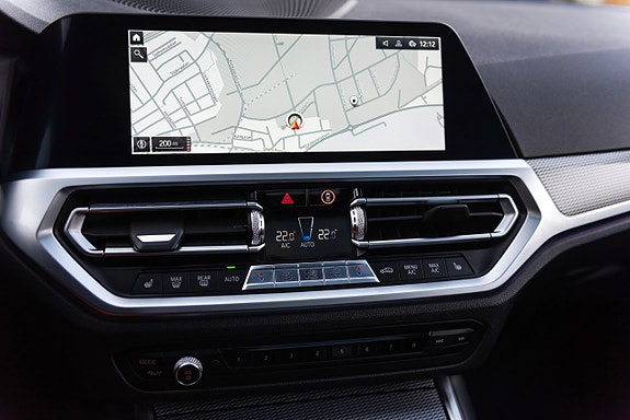 BMW 330d 18 of 22