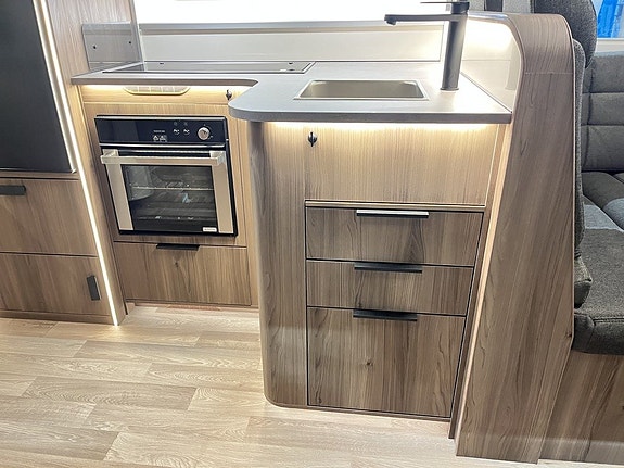Kabe ROYAL 880 LT (Adaptiv+Ugn+ALDE+Hydraulben+AC+Solcell) 17 of 30