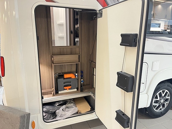 Kabe ROYAL 880 LT (Adaptiv+Ugn+ALDE+Hydraulben+AC+Solcell) 8 of 30