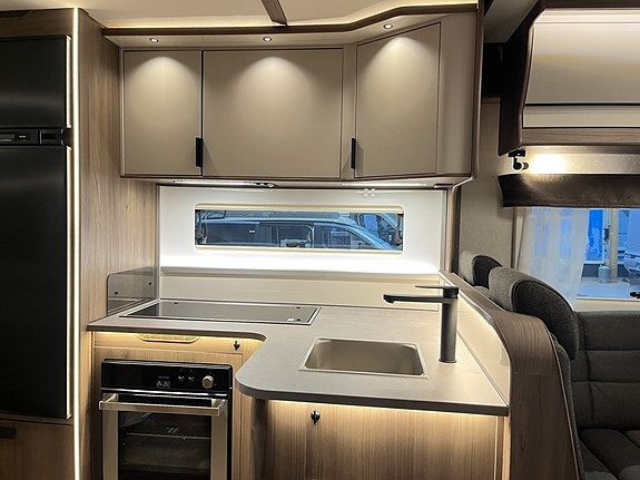 Kabe ROYAL 880 LT (Adaptiv+Ugn+ALDE+Hydraulben+AC+Solcell) 18 of 30