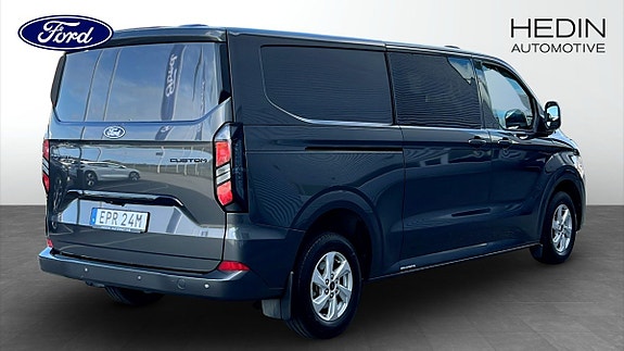 Ford Transit Custom 2 of 11