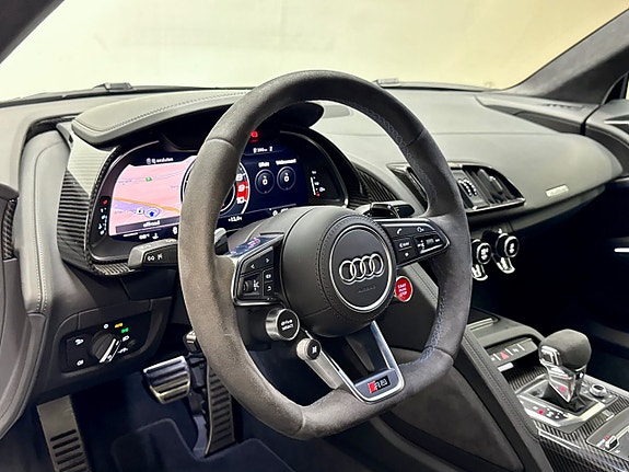 Audi R8 10 of 24