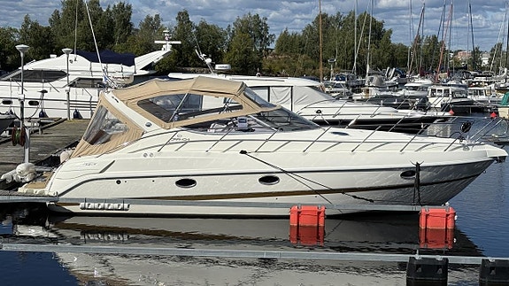 Cranchi 34 Zaffiro med 2 x D4 och i ett pedant skick