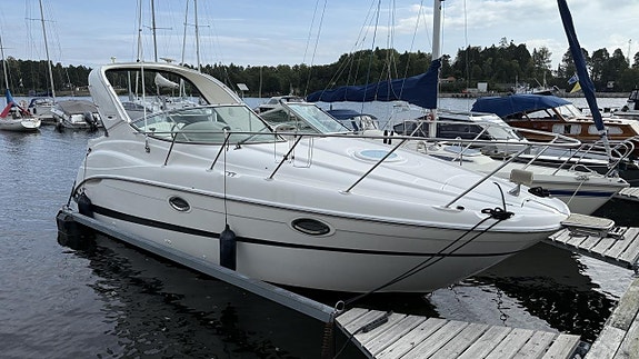 Maxum 2700 SCR -02 med bra utrustning