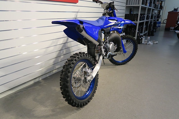 Yamaha YZ 85 2 of 4