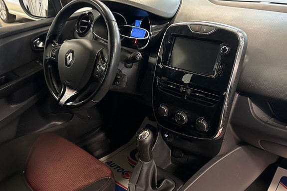 Renault Clio 8 of 9