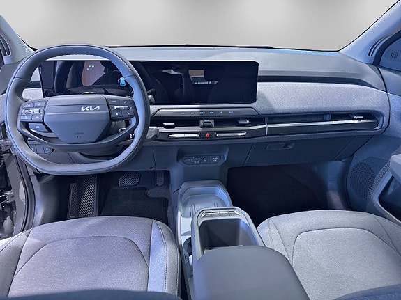 Kia EV3 8 of 14