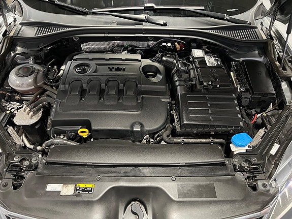 Skoda Superb 17 of 17