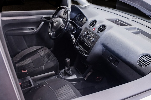 Volkswagen Caddy 17 of 17