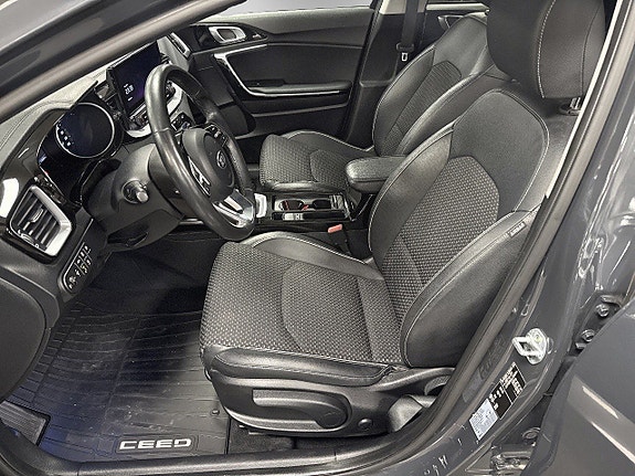 Kia Ceed 8 of 14
