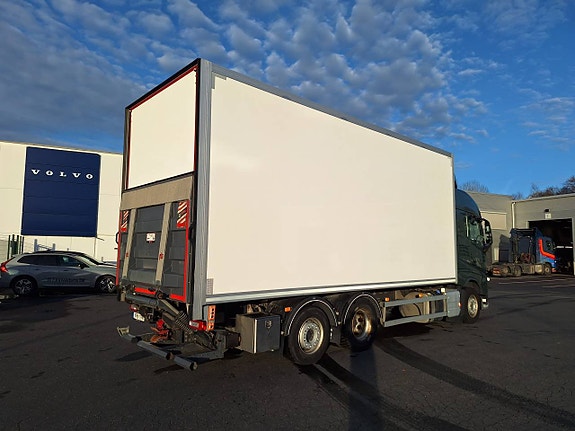 Volvo FH 6x2 LNG/LBG Gas Skåpbil 4 of 5