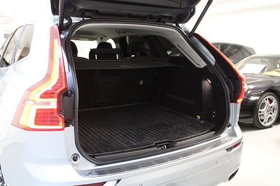 Volvo XC60 6 of 15