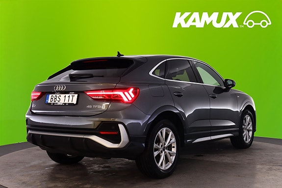 Audi Q3 4 of 5