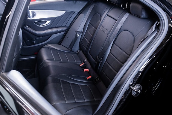 Mercedes-Benz C220 d 25 of 26