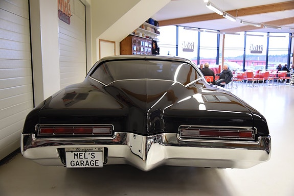Buick Riviera 9 of 30