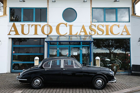 Daimler 2.5 Litre V8