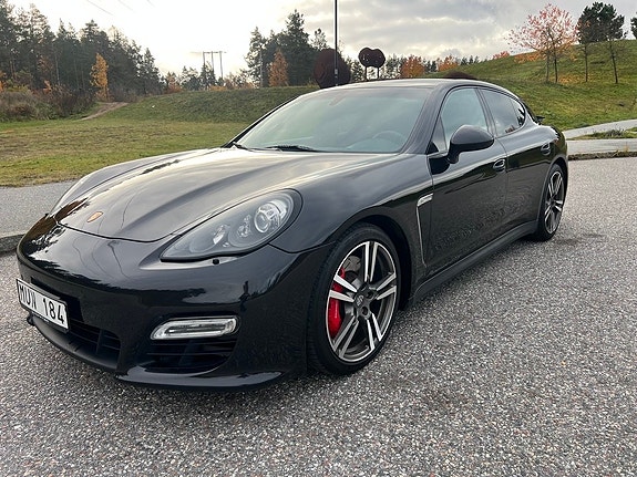 Porsche Panamera GTS