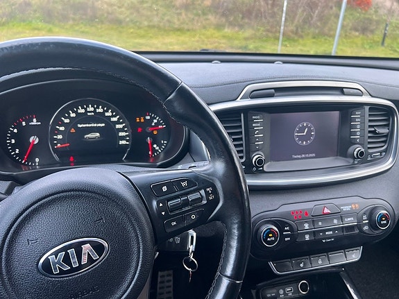 Kia Sorento 6 of 7
