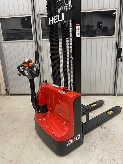 NYA  Heli Staplare  39.000:-