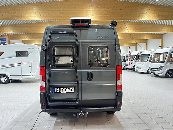 Hymer YOSEMITE (Dragkrok+AC+Aut 180hk+6m+Solcell) 5 of 24