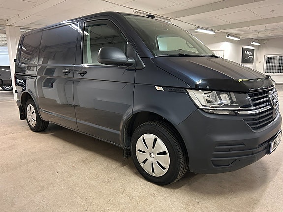 Volkswagen Transporter 2 of 17