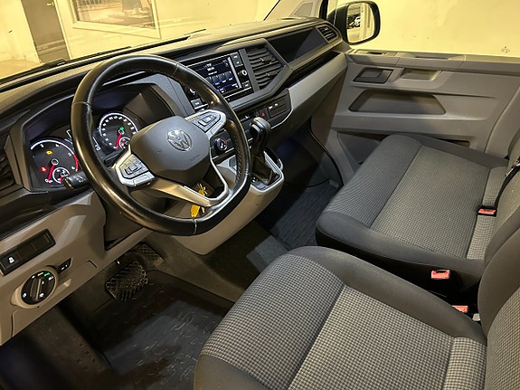 Volkswagen Transporter 8 of 17
