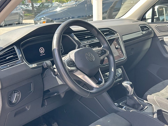 Volkswagen Tiguan 12 of 13