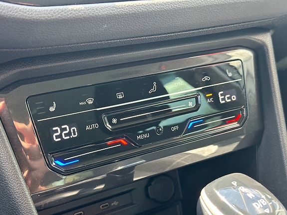 Volkswagen Tiguan 8 of 13
