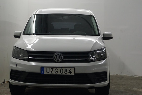 Volkswagen Caddy Maxi 3 of 5