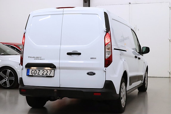 Ford Transit Connect 9 of 19