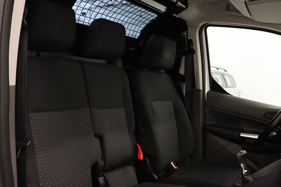 Ford Transit Connect 13 of 19
