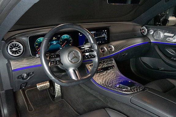 Mercedes-Benz E450 13 of 18