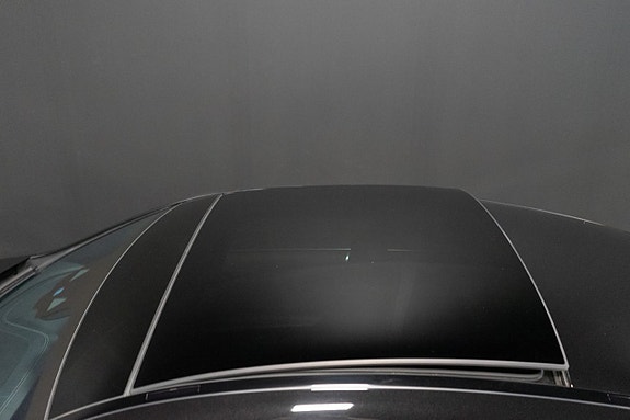 Mercedes-Benz E450 10 of 18