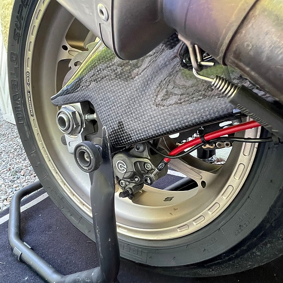 Honda CBR 1000RRr 7 of 10