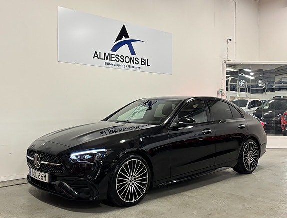 Mercedes-Benz C200 2 of 24
