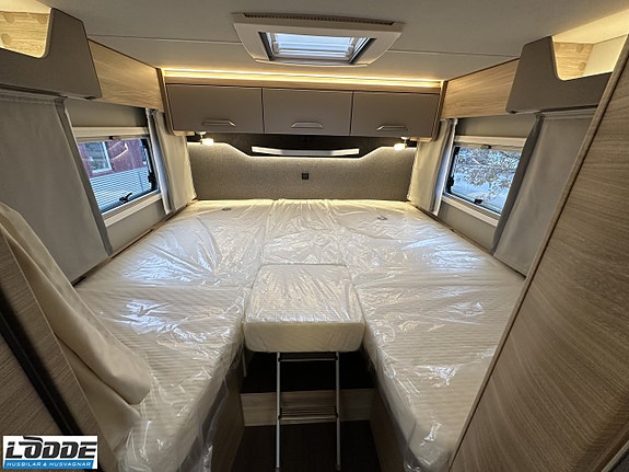 Knaus VAN TI PLUS PLATINUM SELECTION 650 MEG 11 of 14
