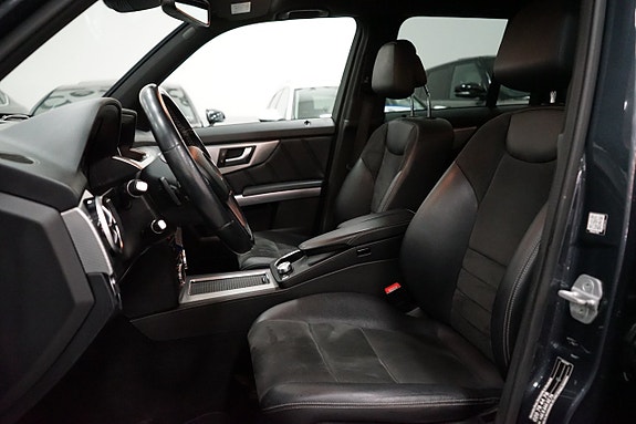 Mercedes-Benz GLK220 22 of 24