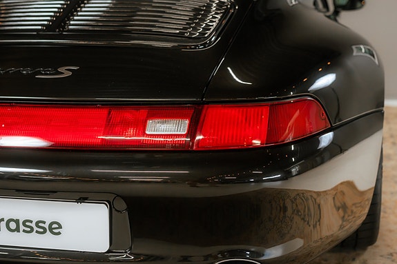 Porsche 911 Carrera S 10 of 24