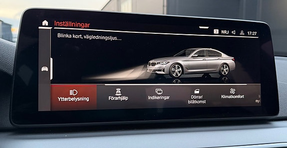 BMW 530e 25 of 30