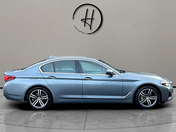 BMW 530e 7 of 30
