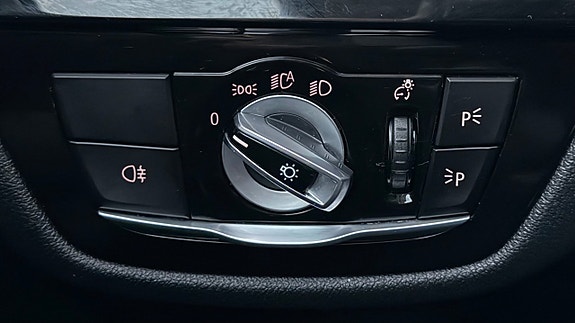 BMW 530e 18 of 30