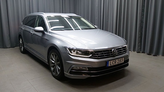Volkswagen Passat 4 of 5