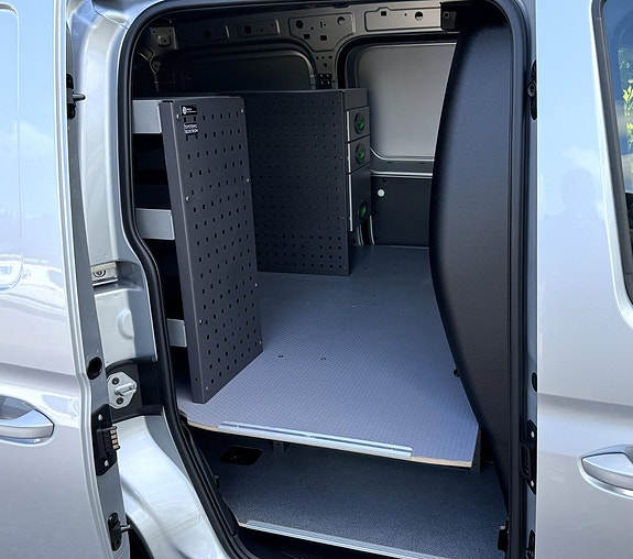 Volkswagen Caddy 10 of 25