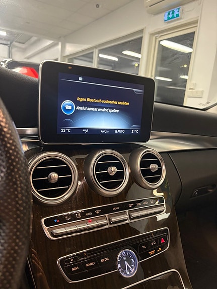 Mercedes-Benz C220 7 of 11
