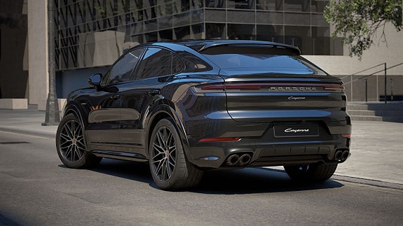 Porsche Cayenne 3 of 5