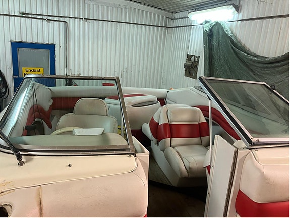 Crownline 202 Bow Rider Penta 5.0 FI/DP 235hk 2 of 6