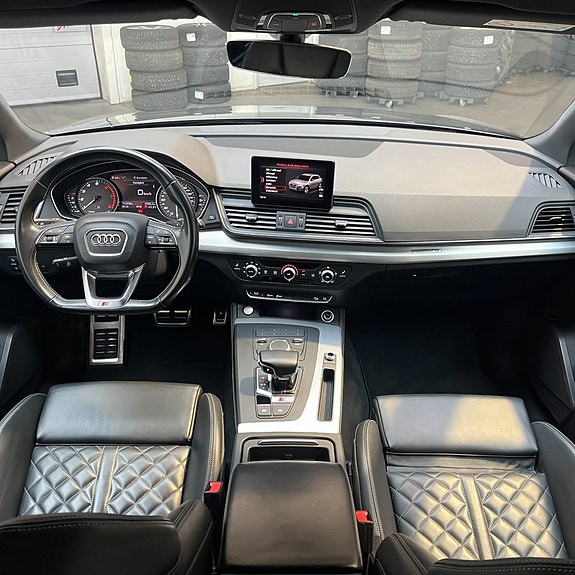 Audi SQ5 9 of 13