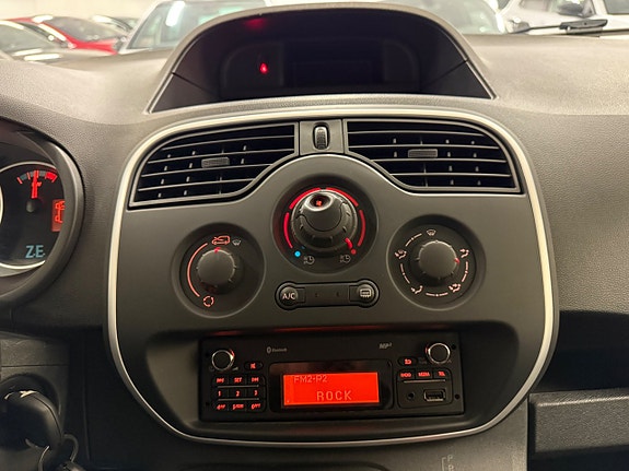 Renault Kangoo Express 19 of 28