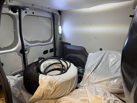 Renault Kangoo Express 28 of 28